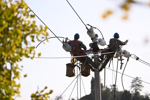 重庆：电网升级改造助力乡村振兴
