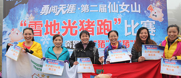 郑恺<em>夜店</em>小王子 KTV摸<em>坐台女</em>韦雪大腿 裸照遭