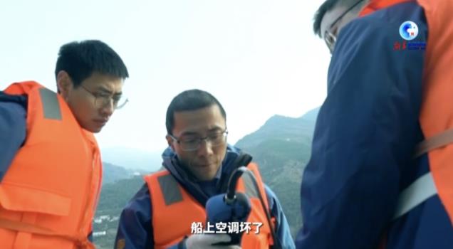 全球连线｜重庆巫山：守护一江碧水的“水医生”
